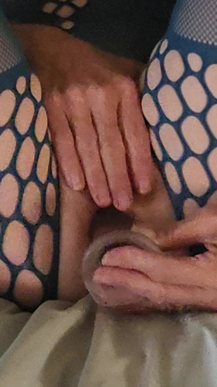 Goode Girl: Zralá večerní masturbace