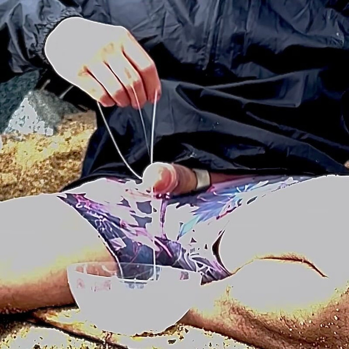 Hyperspermia: Saya Di Pantai Dan Mengumpul Semua Ejakulasi Dalam Mangkuk