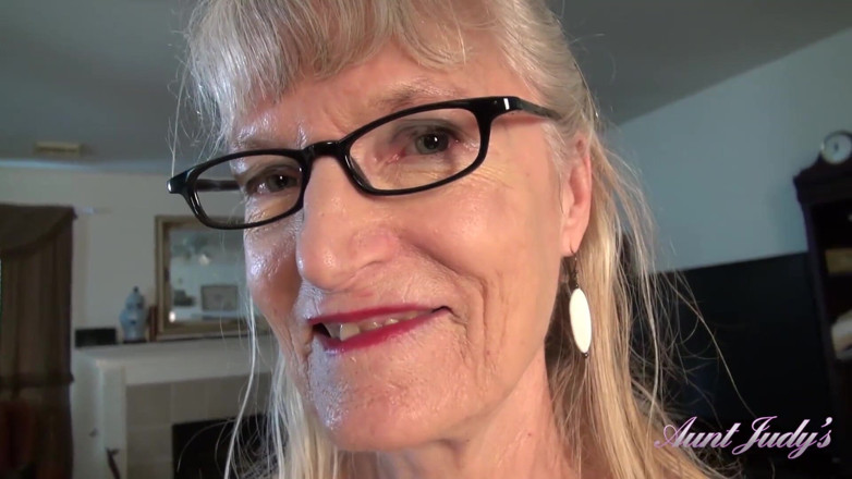Aunt Judy's: ZiaJudys - 69anni Texas dilettante GILF Diane è la tua segretaria personale