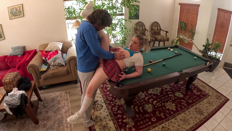 Erin Electra: Stepsister Wants to Do Something Fun