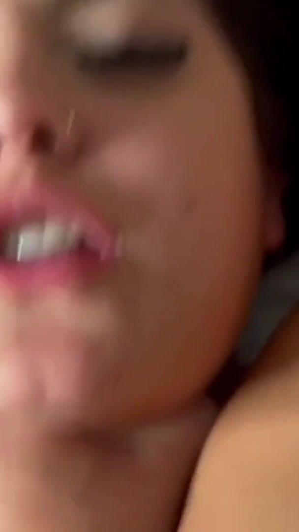 I Called a Sex Professional to Fuck Me and Cum Inside (Pah Suelen)