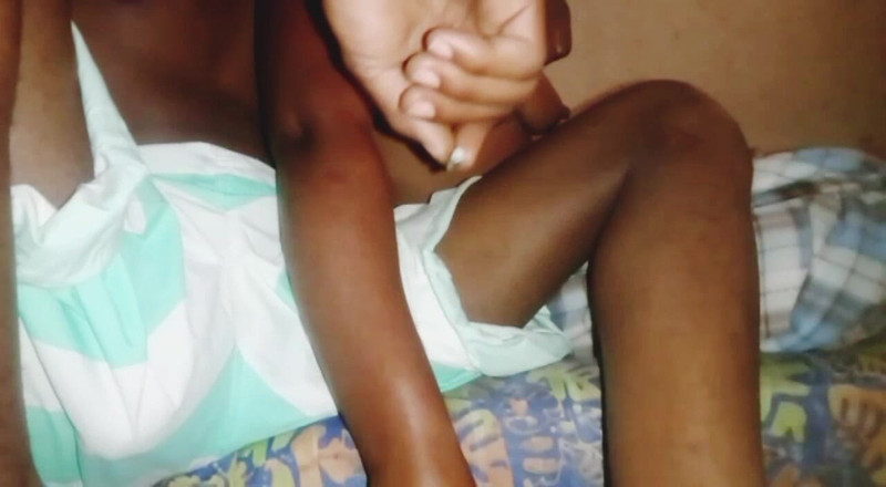 Me and my new slut: Maduras siririca doggystyle gefickt, masturbandose, geile mama