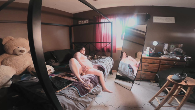 SexyNEBBW: Sexy BBW lazy cam slut GoPro