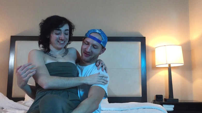 Hot Jake Grand: Šukání petite tatted teen krásky - kompilace 13