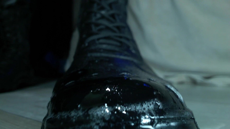Hunky time: Sir in Leather Gear, Domination, Spitting,