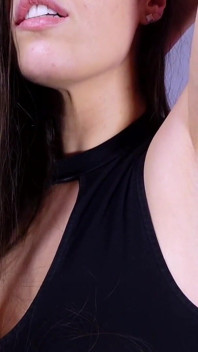 JOI กับการนมกลิ่นรักแขน