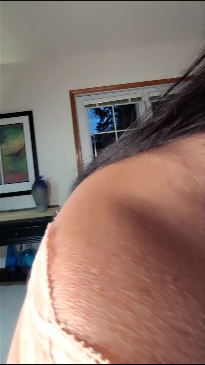 Zilah Luz: Do Like Seeing Me Masturbate with My Dildo While Wearing...