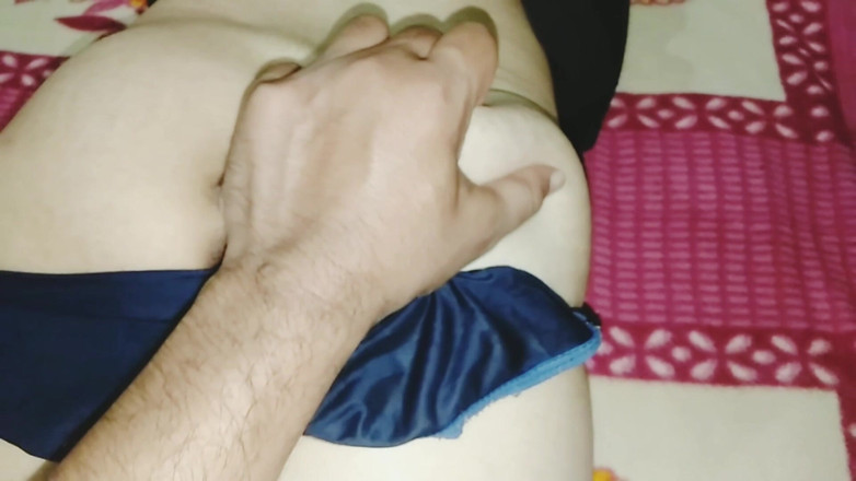 It's Anika: Indická přítelkyně má sex s X-bf