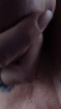 Sexy miLF con dd naturali in tua faccia