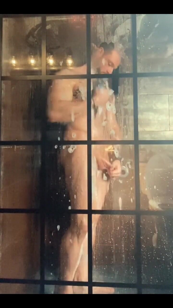 Leo Bayne: Mi sento come un master multimediale