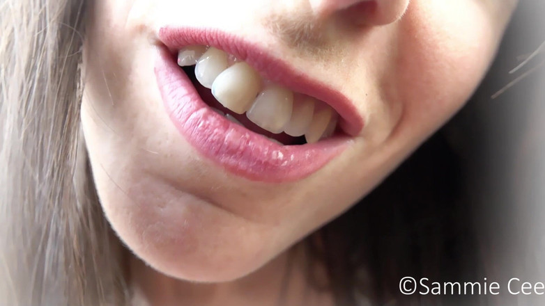 Sammie Cee: Реальность соседки к сексуальным фантазиям в видео от первого лица