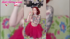 Katty Grray: Candy dívka prstí sexuální hračky a škádlí s lízátkem