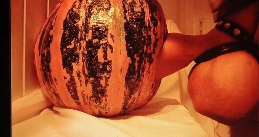 Monster_Meat_: Halloween A la mierda
