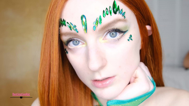 Destination Kat: Velenosa ivy obbediente joi