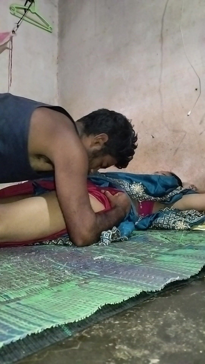 Mg3947731: Чоловік і дружина дезі, сексуальне відео