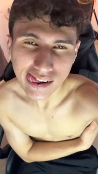 Sperma platzt mit wildem grobem halsfick