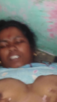 Pooja Hows manželka sex video