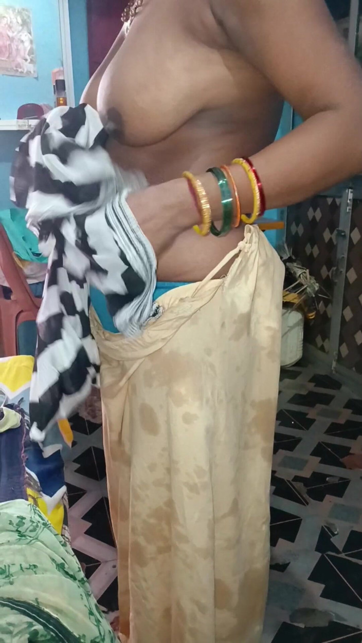 vijay_kumarpatel: Video av Han Hunt som badar