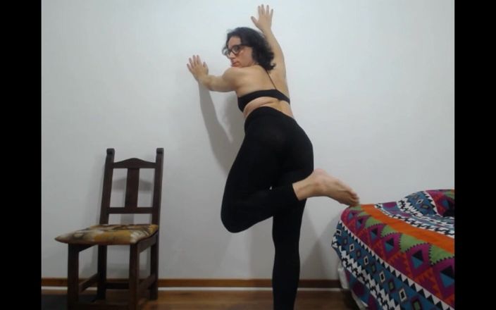 LaraWhiteSissy: चेतावनी: हॉट. अवश्य देखें. सुस्वाद बहिन हस्तमैथुन। निकर। क्रॉसड्रेसर, किन्नर, ट्रांस, ट्रॅनी, ट्रैप फेमबॉय, लेडीबॉय