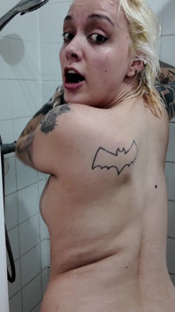 Neuk me onder de douche virtuele seks