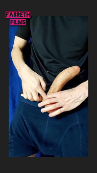 제 의붓아들이 인스타그램에서 이런 영상들을 보내요 (우리는 몰래 해요)