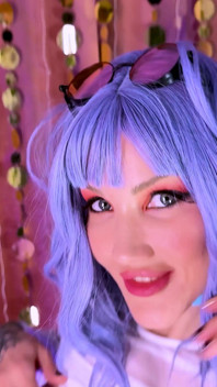 Hot Doll Wants to Go to a World Full of Sexual Fantasies