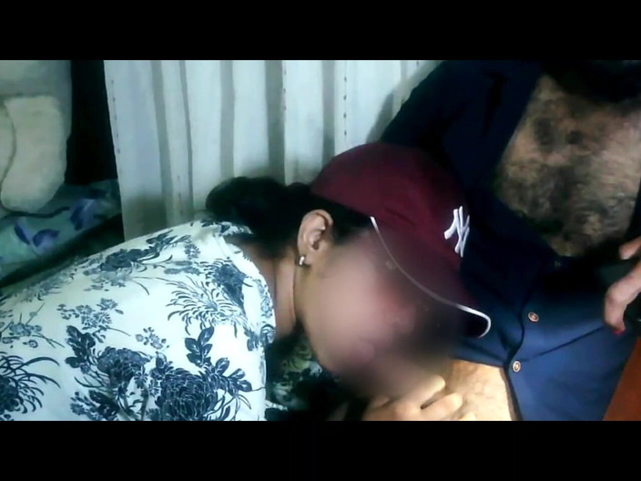 Arabicqueen: Fată drăguță indiană studentă