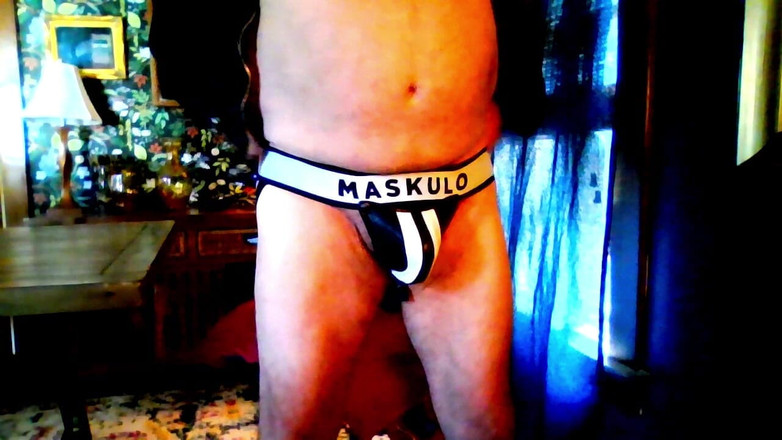 beardaddychub: Bear Jerks on Webcam with Maskulo Jock on