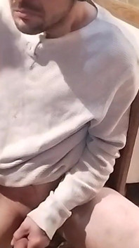 Headphones on Cumshot