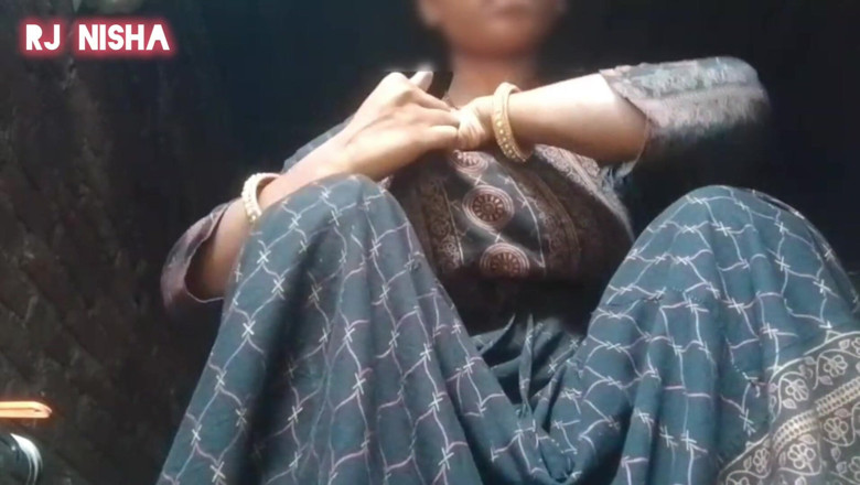RJ NISHA: Desi Rj Nisha Bhabhi Masturbates with Fingers Part 4