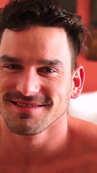 Sexy hřebec Blake Jackson honí