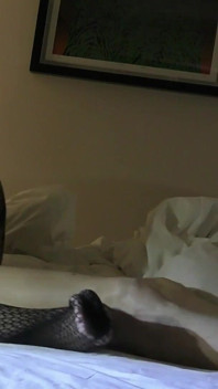 Betrügende reife frau, kontinuierlicher creampie und intensiver blowjob!
