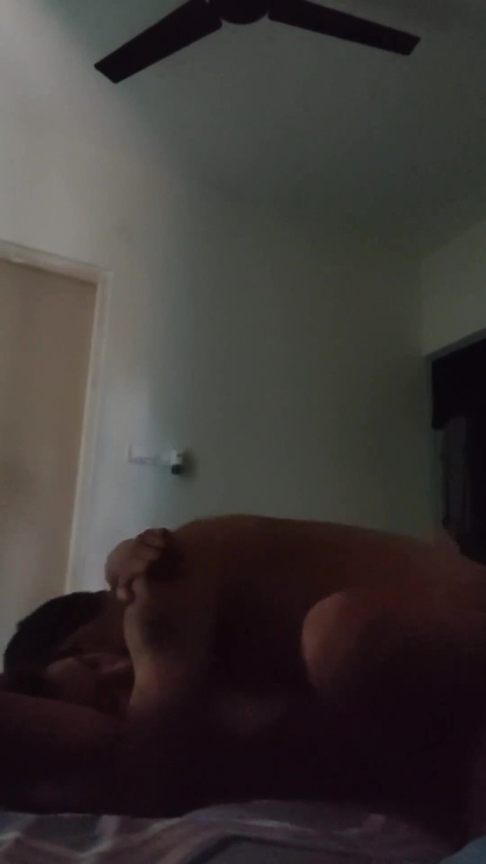 ItemRiya05: Fucked My Slutty Indian Desi Girlfriend with Hindi Audio