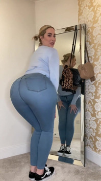 Watch Me Tease You with My Big Ass in These Tight Jeans