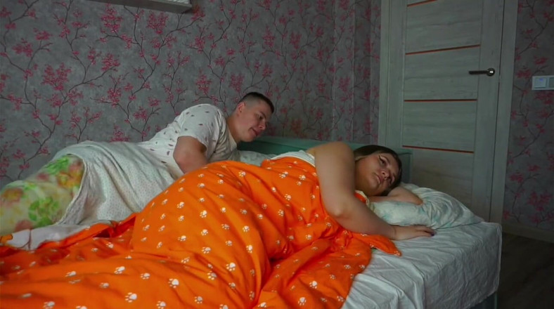 Katybigcherry: The Stepson Fucked the Stepmother with Big Tits While the...