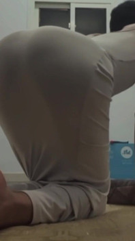 Těsné šaty