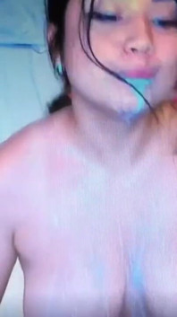 Squirting Dildo Show Is Soooo Fun