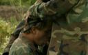Bareback TV: Militares homossexuais cumprindo suas necessidades sexuais em orgia ao ar...