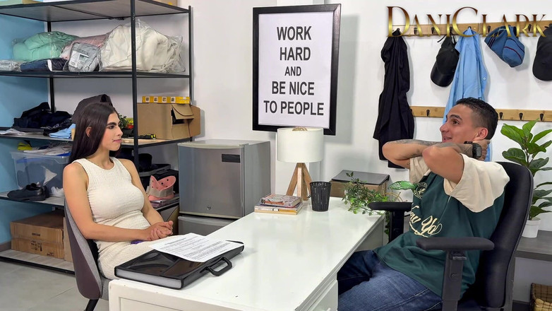 DaniClark: Luật sư đụ khách hàng của cô ấy để kết thúc hợp đồng của...