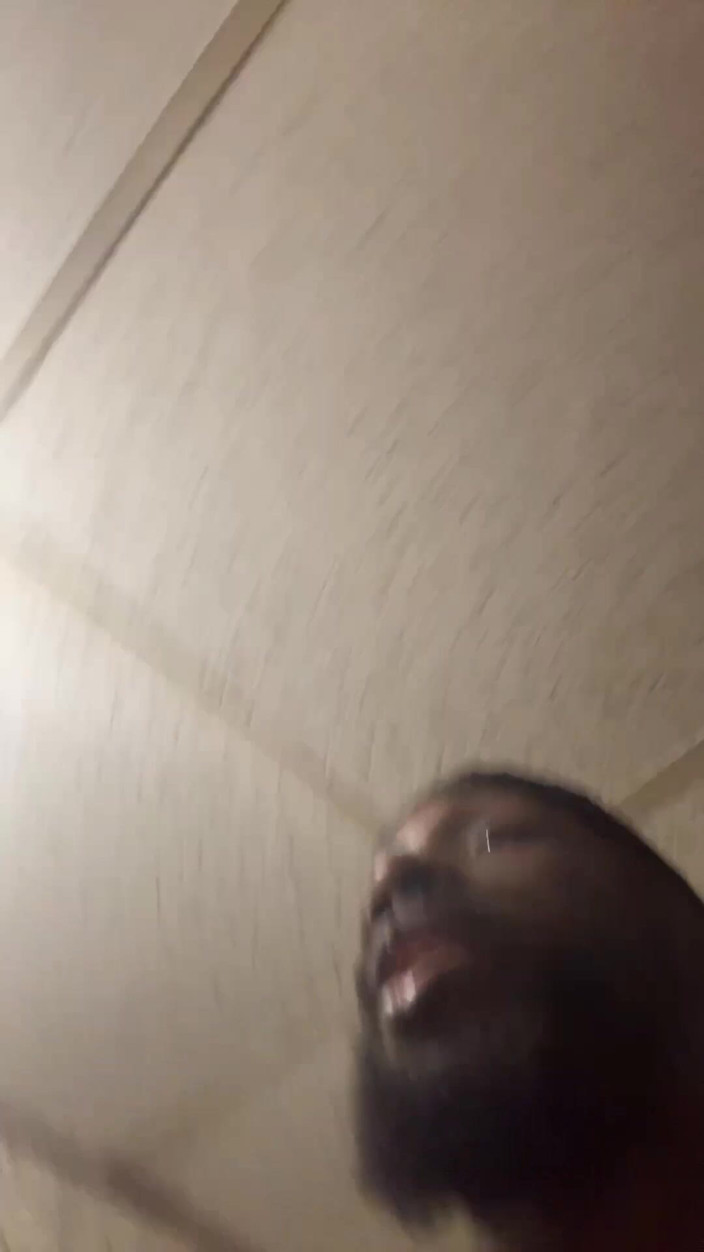 Dom Drilla: Vibin