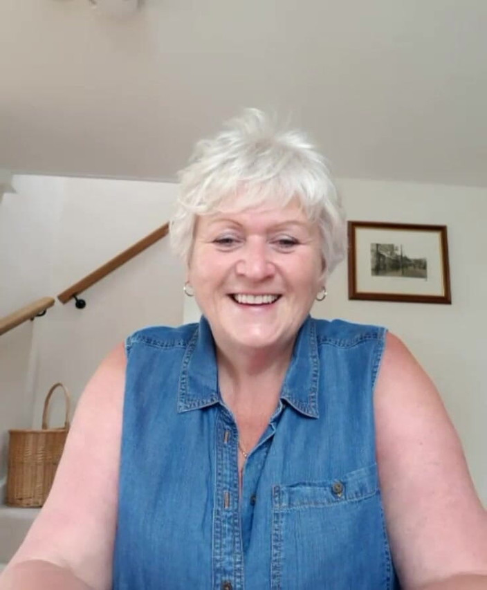 Uk Joolz: 和Joolz的谈话场景 73