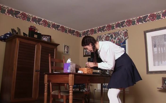 Punished Brats Spanking: Kitty's billenkoek fantasieën s1 e1: snoep stelen