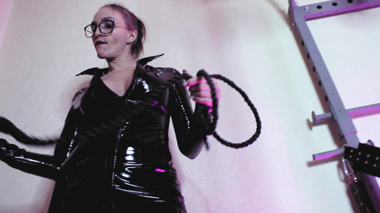 Eva Latexxx: Fetisj dominatrix Eva Latex hakken solo swing femdom bdsm knik...