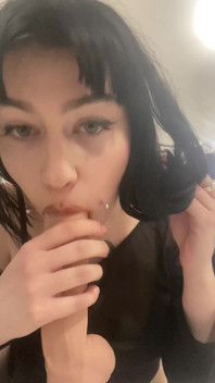 There Is No Money to Pay for the Apartment, so He Pays with Blowjob and Anal