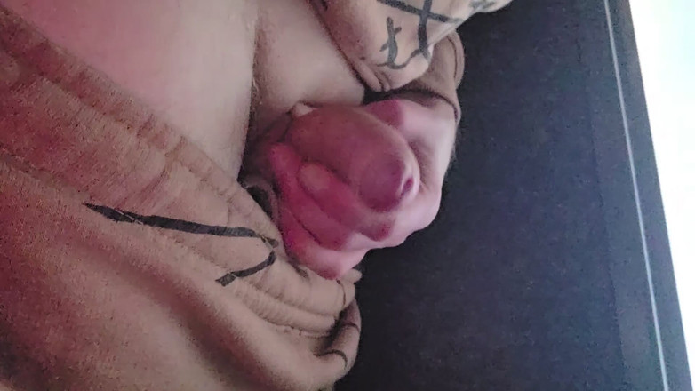 KrissKiss: Masturbare riscantă în autobuz