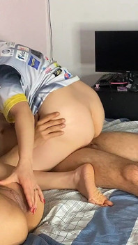 아내가 한 번도 허락하지 않았던 콘돔을 벗기 전 그 표정