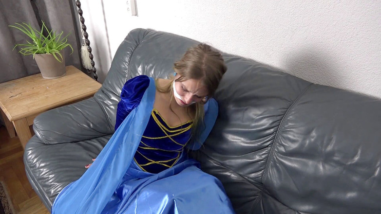 Restricting Ropes: Violet Haze - pesta seks liar