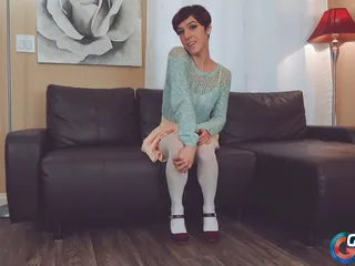 TGirl Patrice Hepburn cums hard
