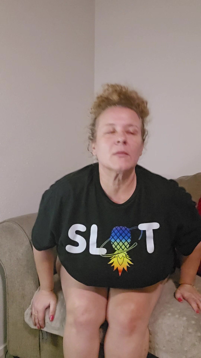 Kween Bunny B: Domácí práce hotové, čas přestávky