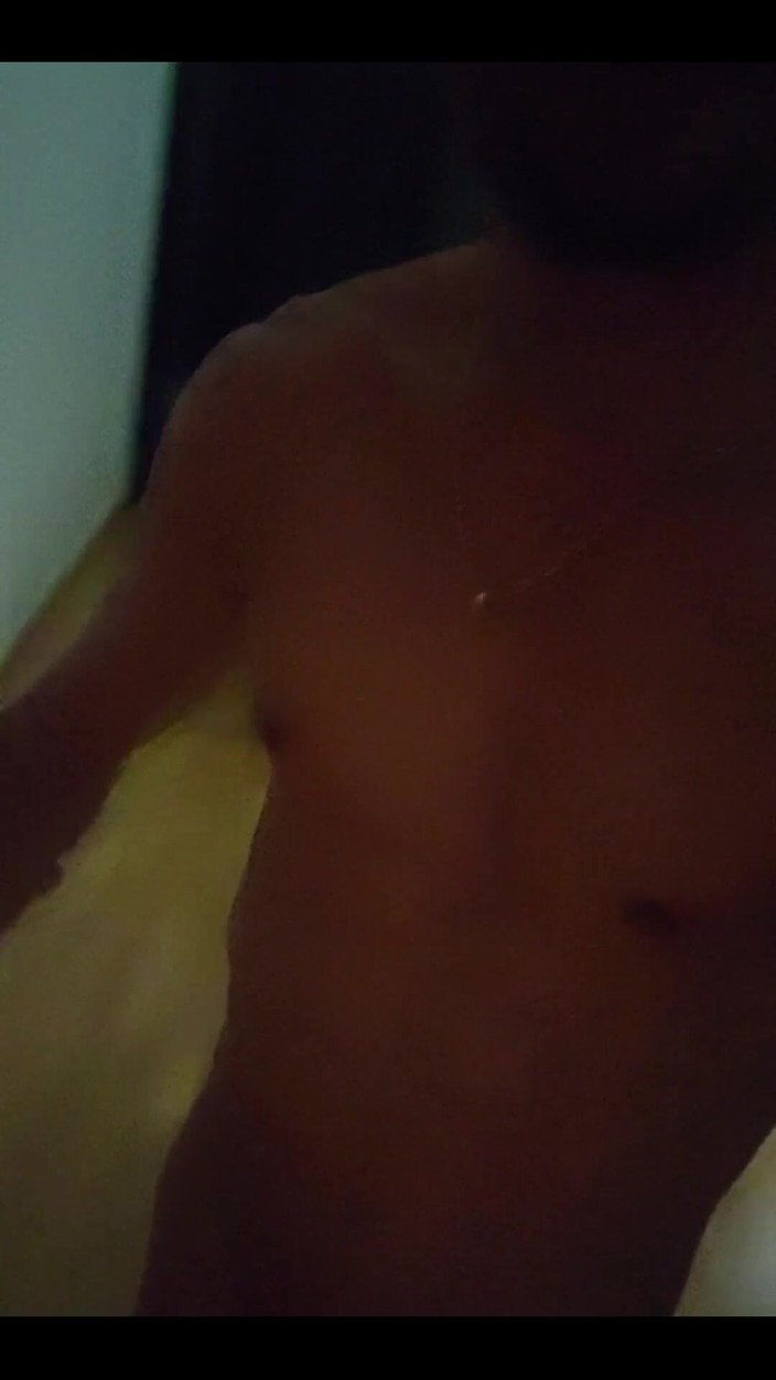 Boy jerking off: Relaxează-te acasă
